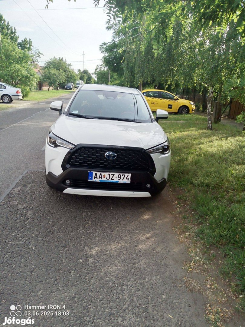 Toyota Corola Cross Eladó 11.900000 Forintért