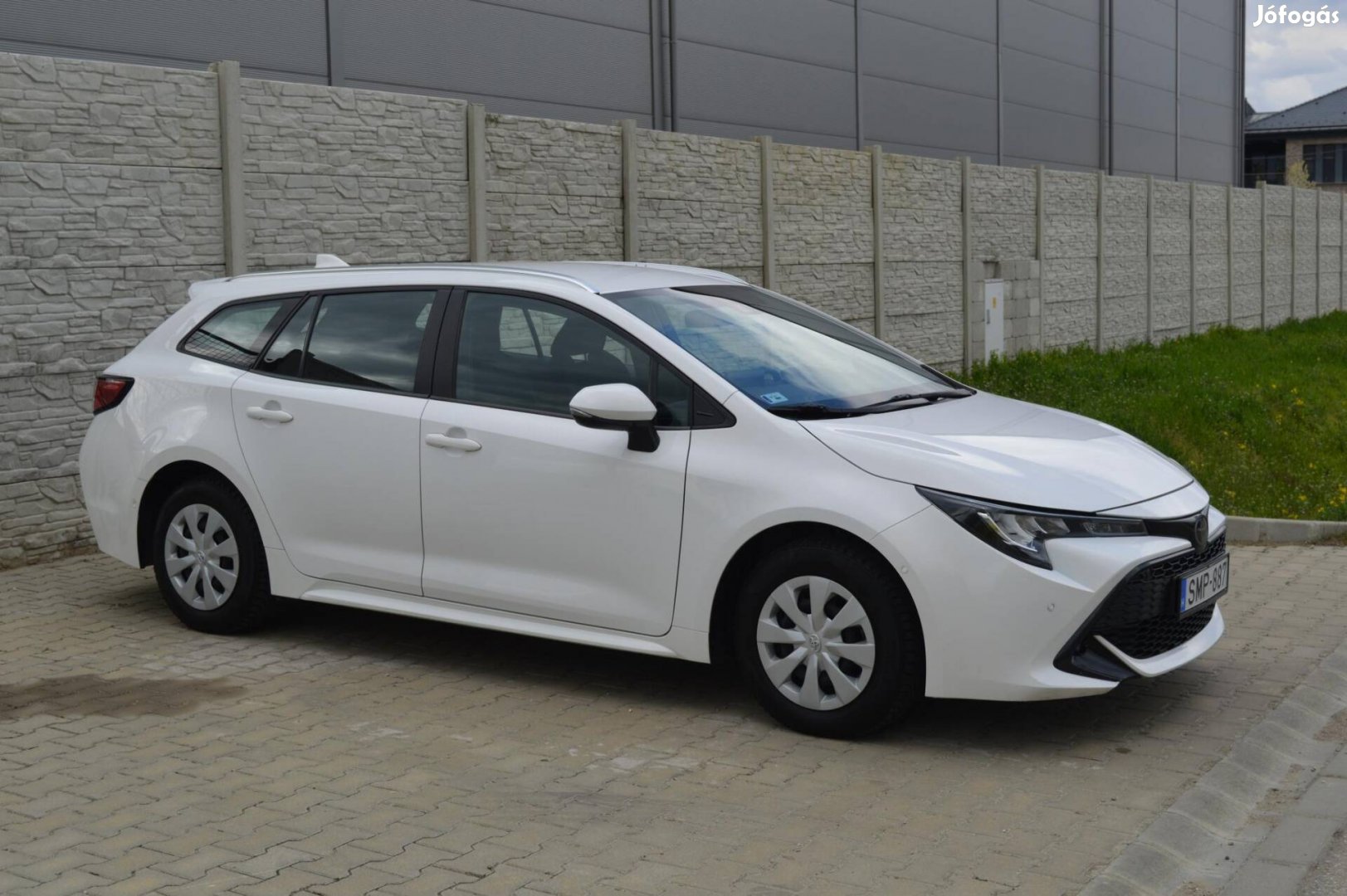 Toyota Corolla 1.2T Comfort Business Magyarorsz...