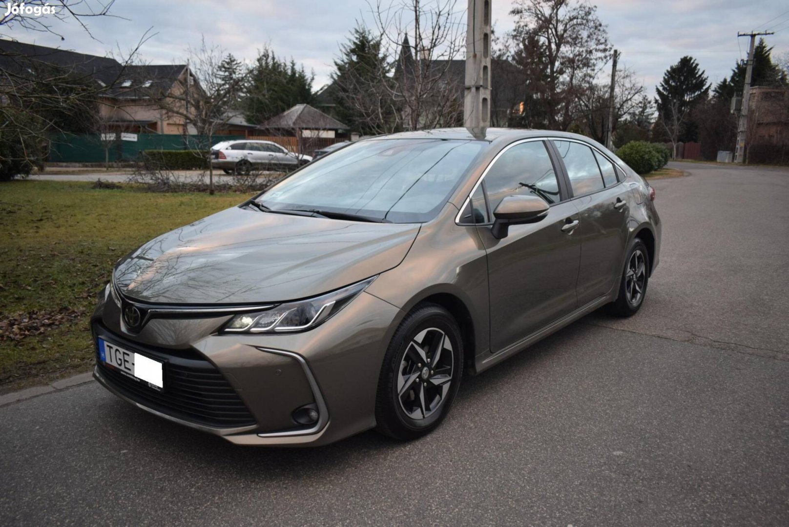 Toyota Corolla 1.8 Hybrid Comfort Business e-CV...