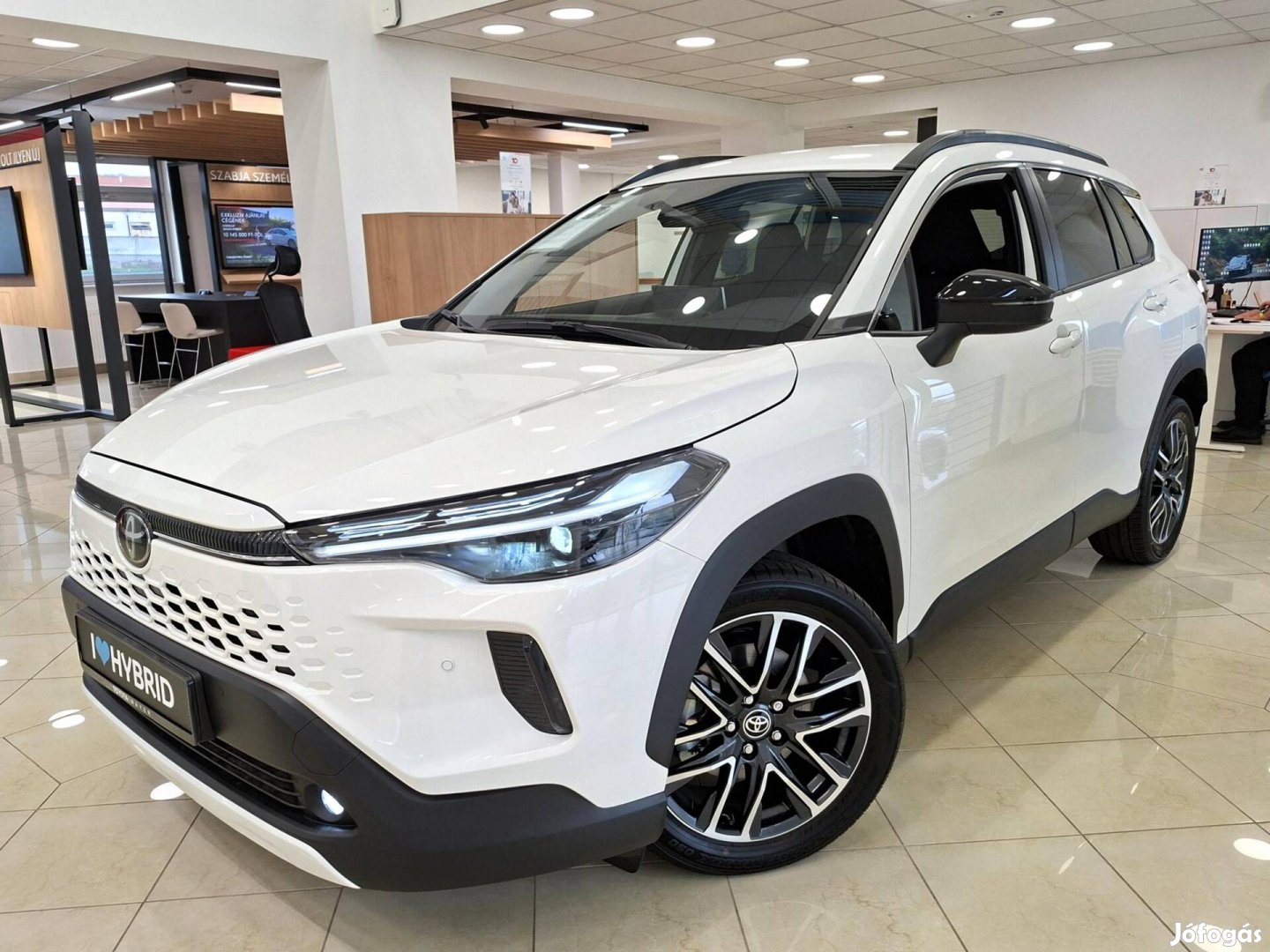 Toyota Corolla Cross 1.8 Hybrid Style e-CVT