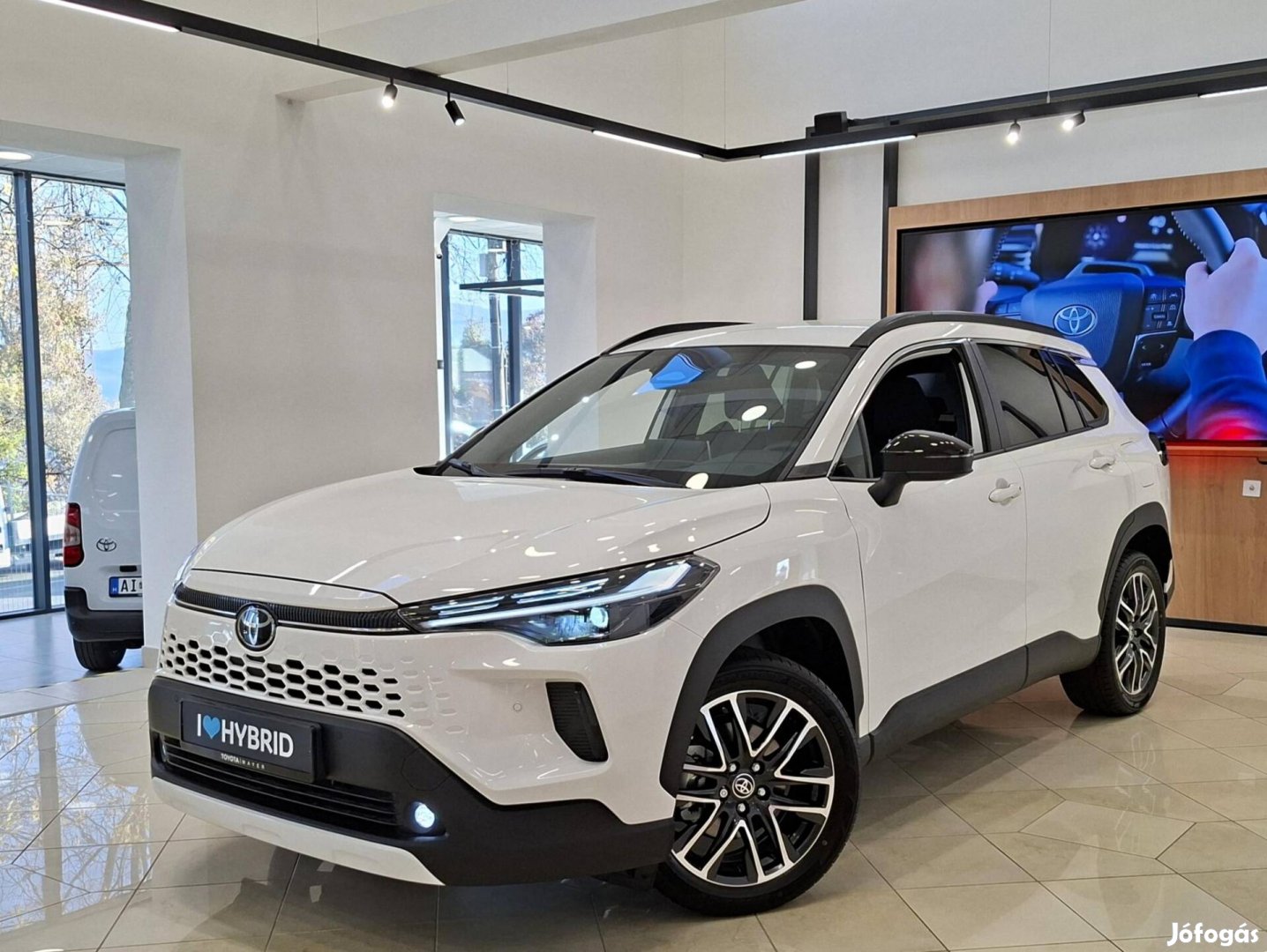 Toyota Corolla Cross 2.0 Hybrid Style e-CVT