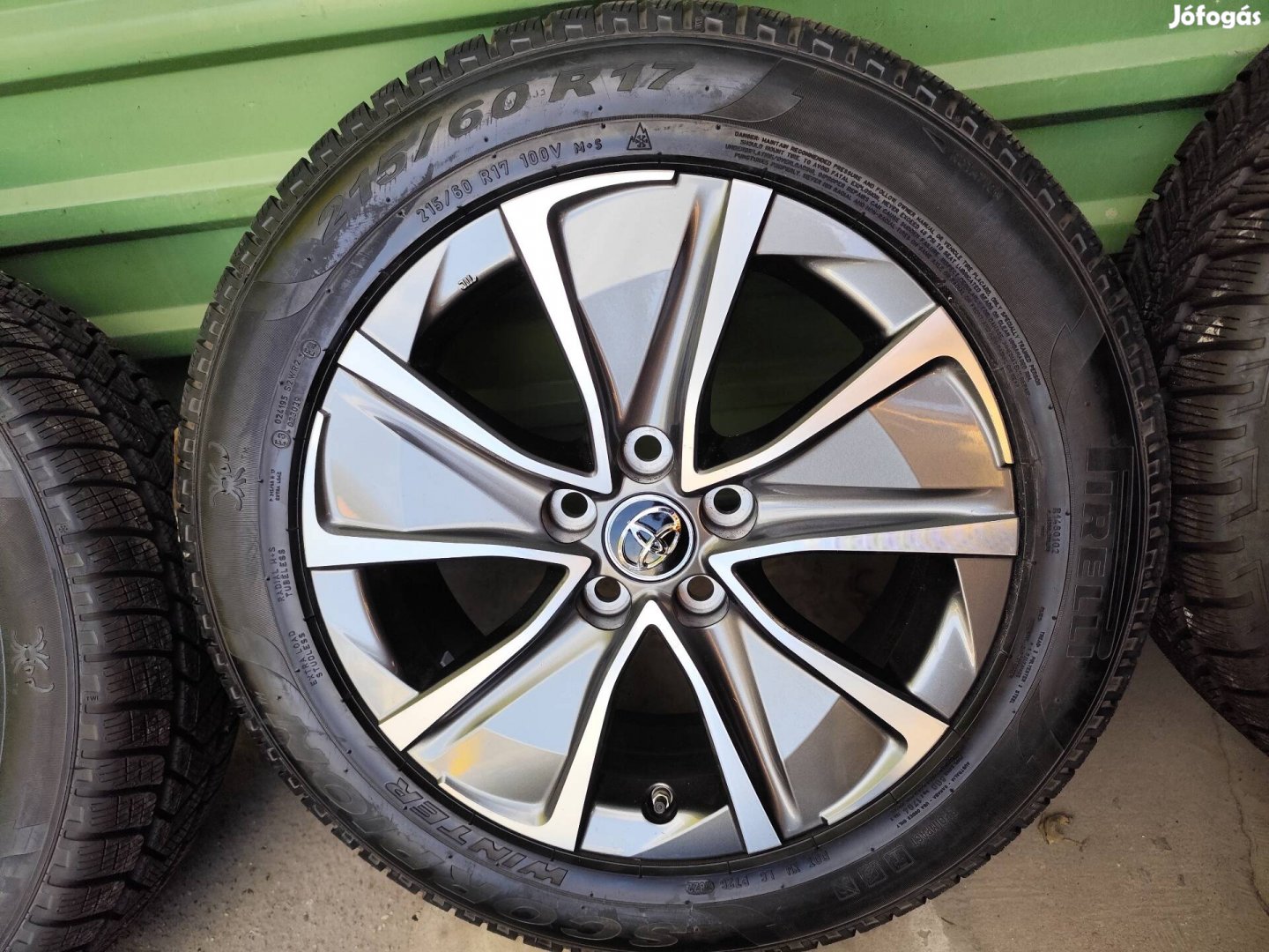 Toyota Corolla Cross gyári alufelni 5x114,3 17"
