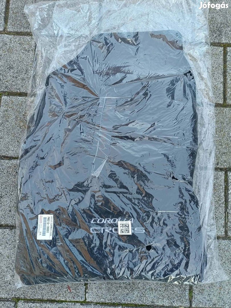 Toyota Corolla Cross textilszőnyeg szett, 2022-től, gyári új