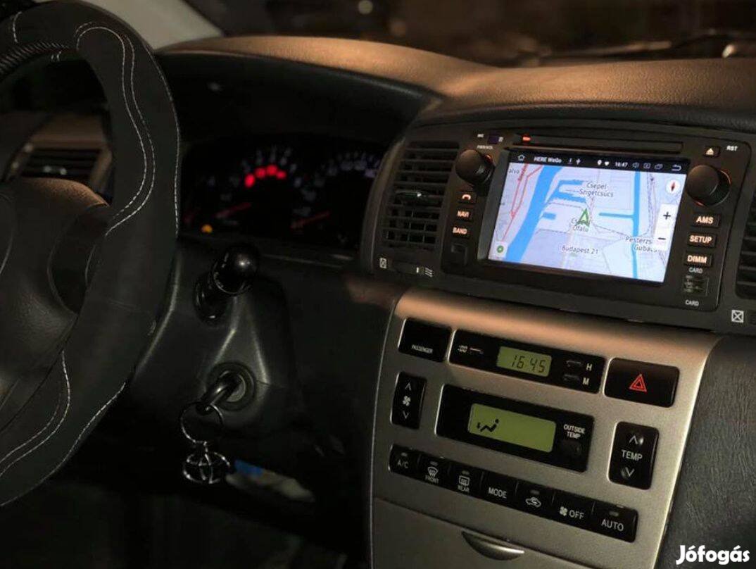 Toyota Corolla E120 Carplay Multimédia GPS Rádió Tolatókamerával