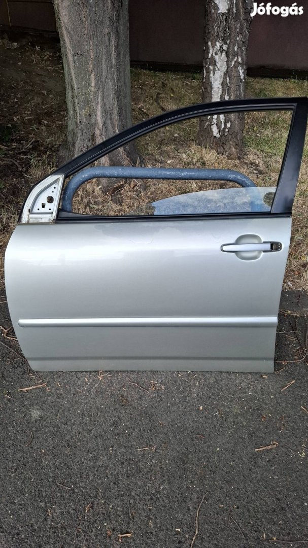Toyota Corolla E12 bal első ajtó
