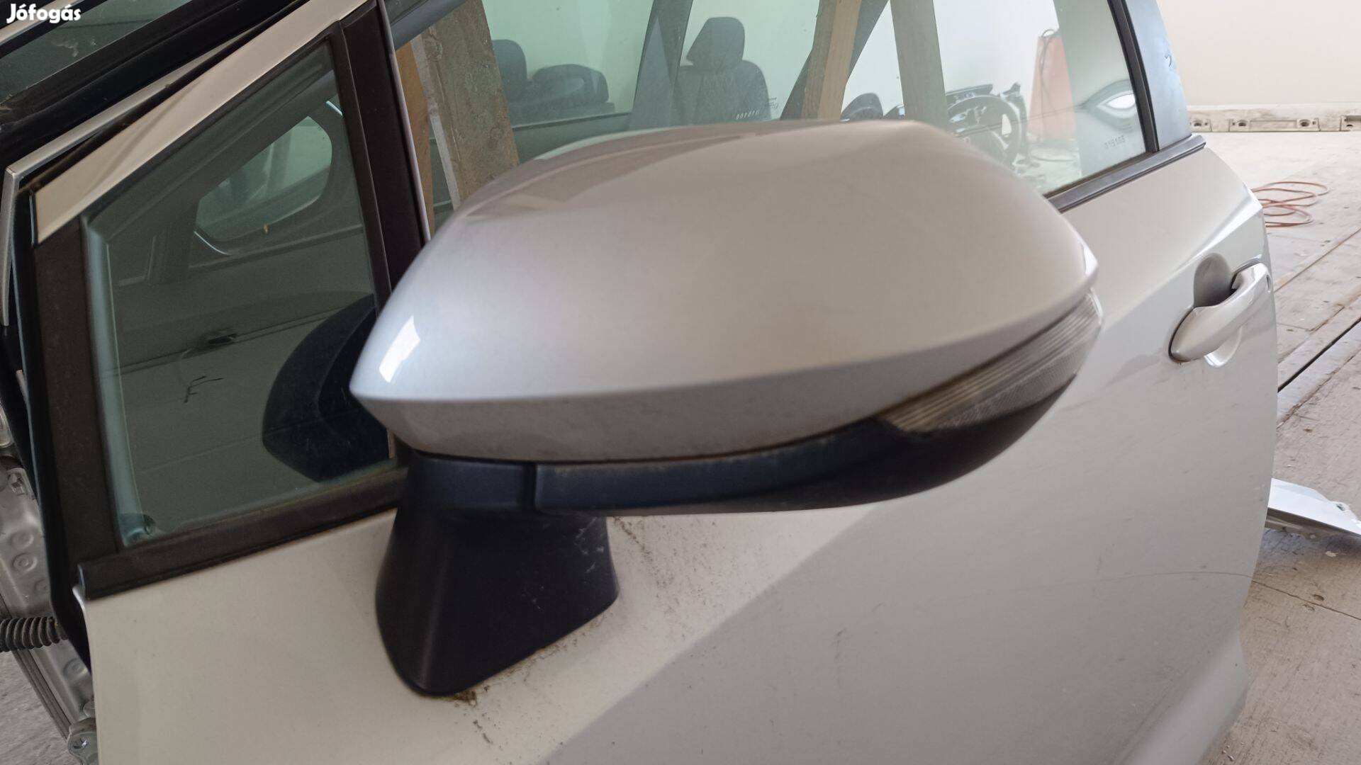 Toyota Corolla E210