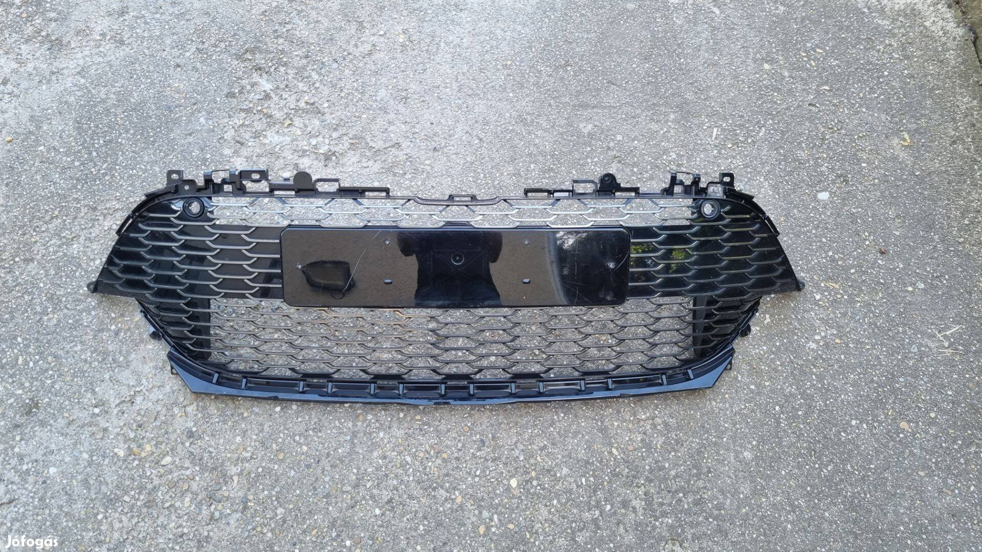 Toyota Corolla E21 GR Sport Díszrács 52114-Yy010