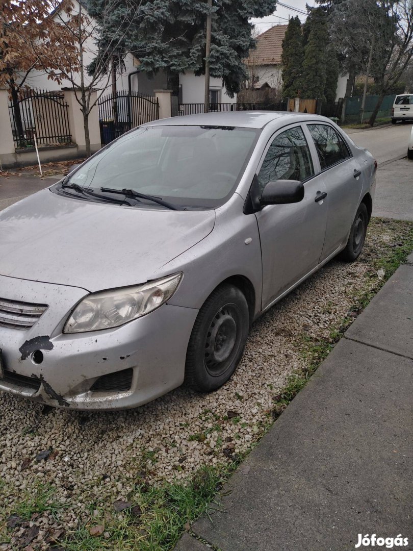 Toyota Corolla E 15 2008-2013 között alkatrészek