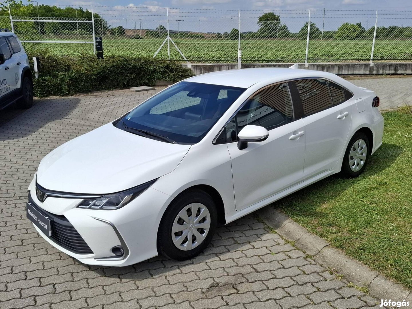 Toyota Corolla Sedan 1.6 Active Business + 2 év...