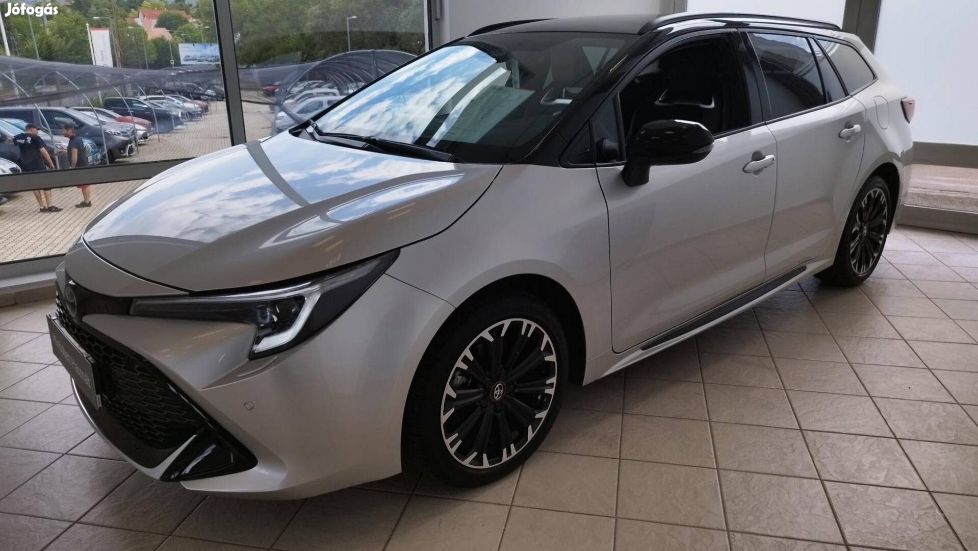Toyota Corolla Touring Sports 1.8 Hybrid GR-Spo...