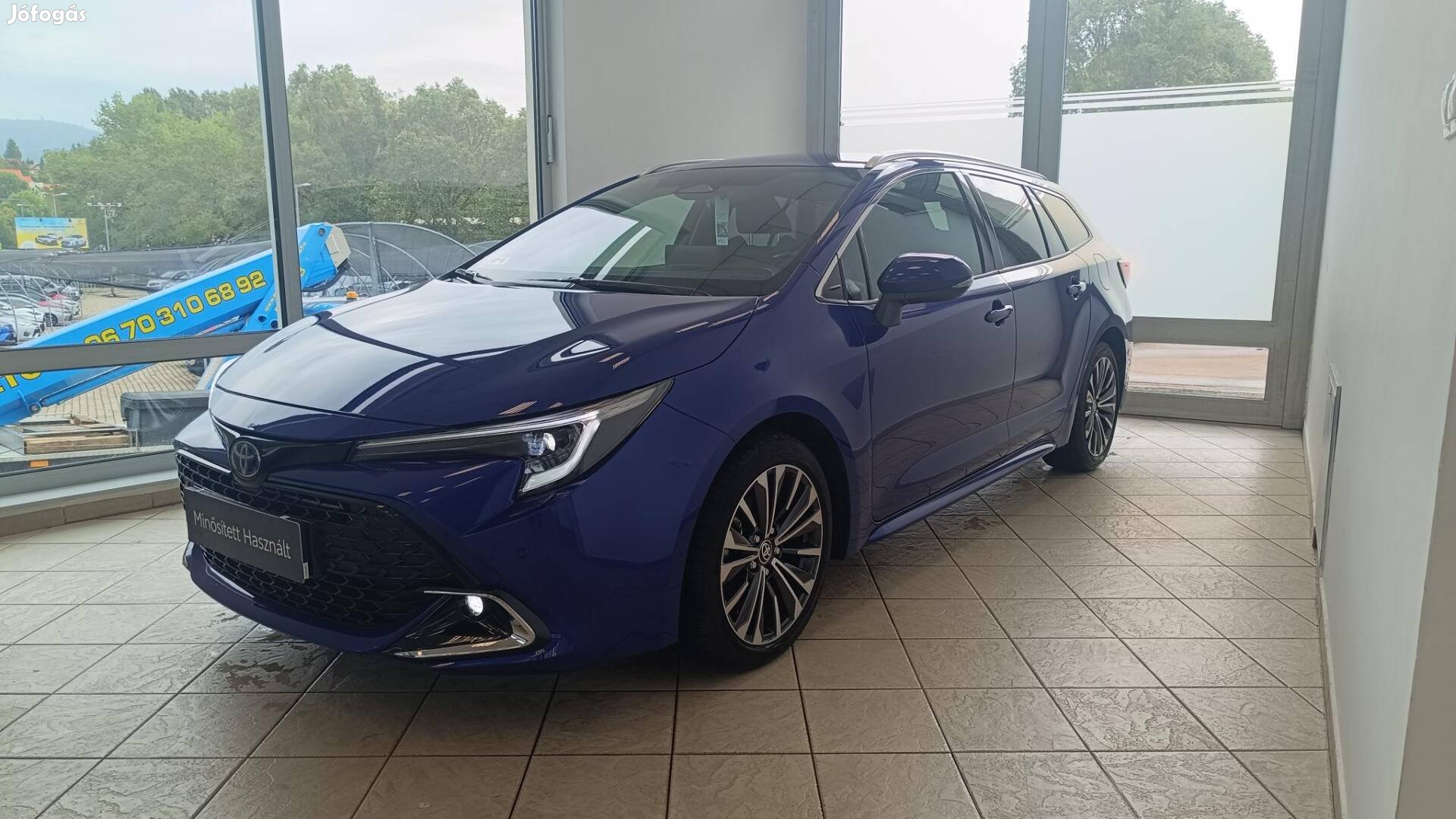 Toyota Corolla Touring Sports 1.8 Hybrid Style...
