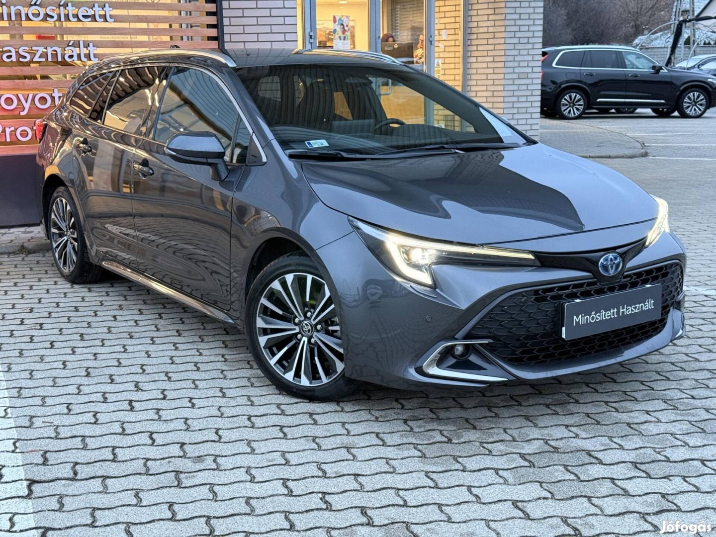 Toyota Corolla Touring Sports 1.8 Hybrid Style...