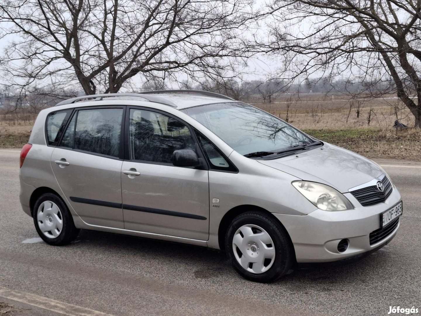 Toyota Corolla Verso 1.6 Linea Sol Vonóhoroggal!