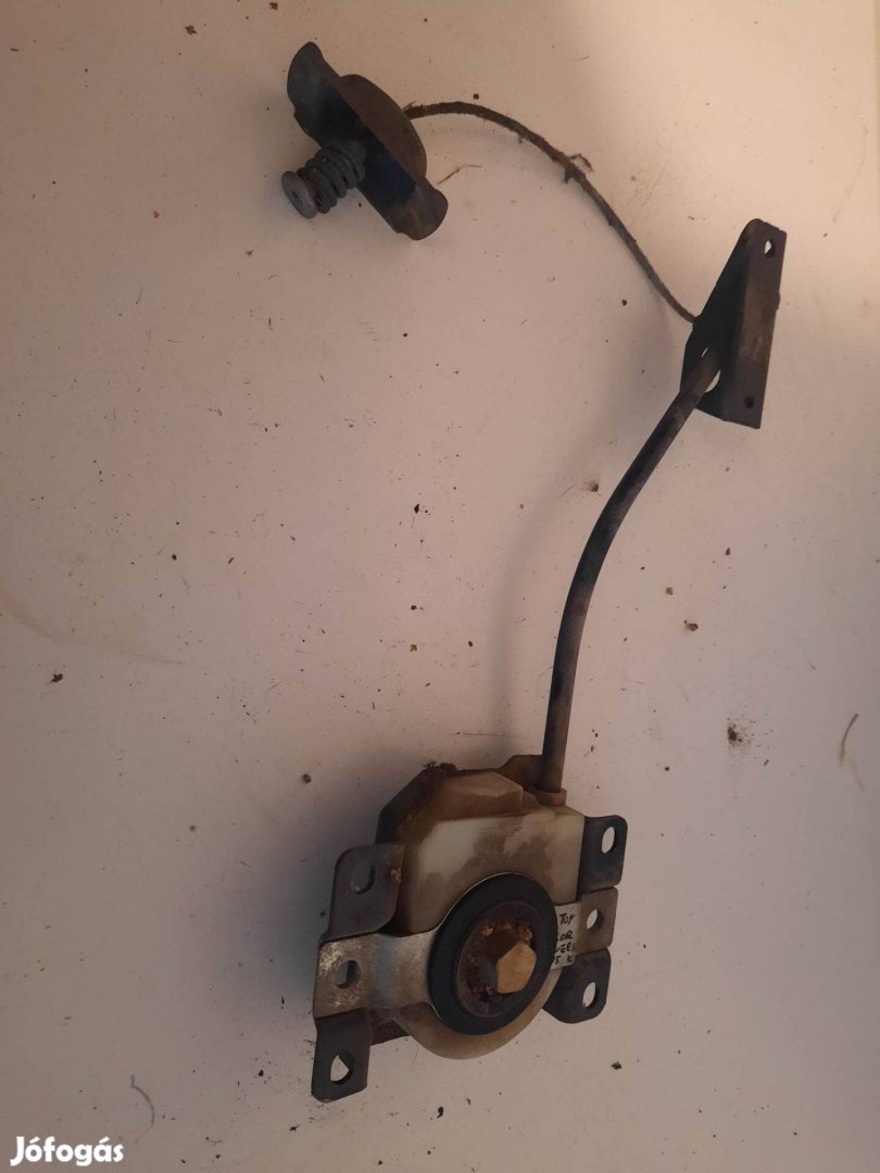 Toyota Corolla Verso 2004-2009 (AR10) pótkerék tartó