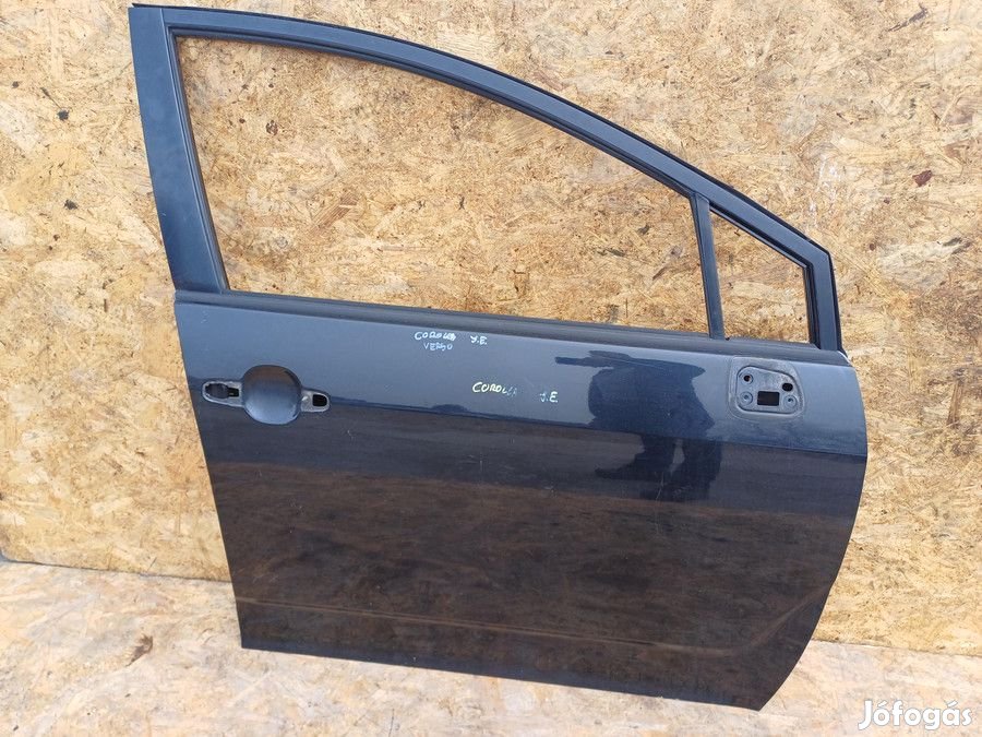 Toyota Corolla Verso 2005-2009 Jobb Első Ajtó
