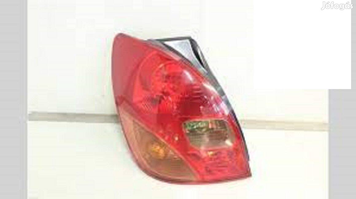 Toyota Corolla Verso bal hátsó lámpa bontott eladó