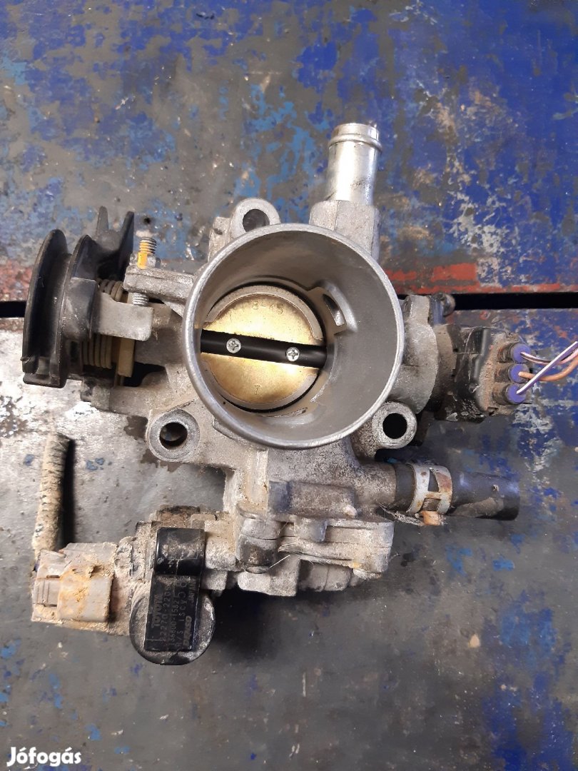 Toyota Corolla E15 06-13 Fojtószelep