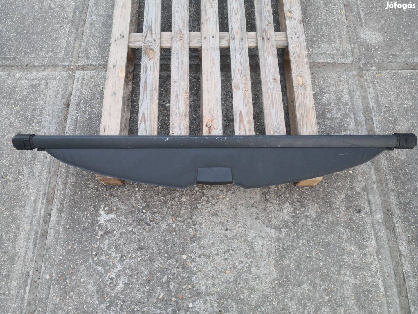 Toyota Corolla / Verso csomagtér roló
