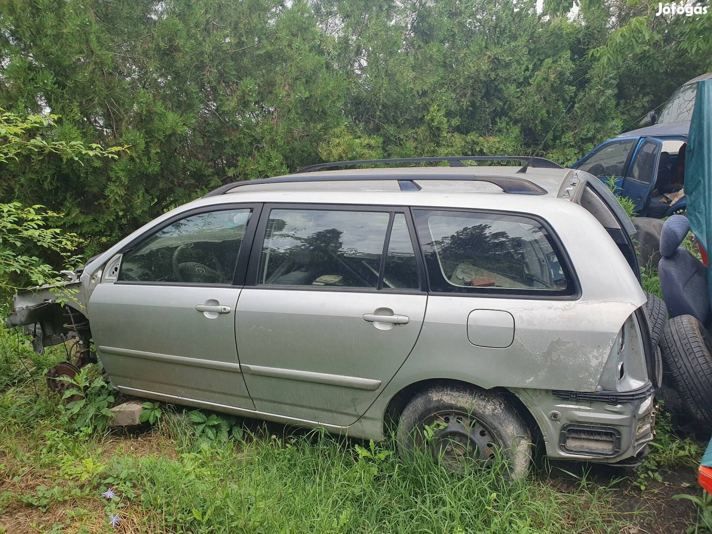 Toyota Corolla alkatrészek 