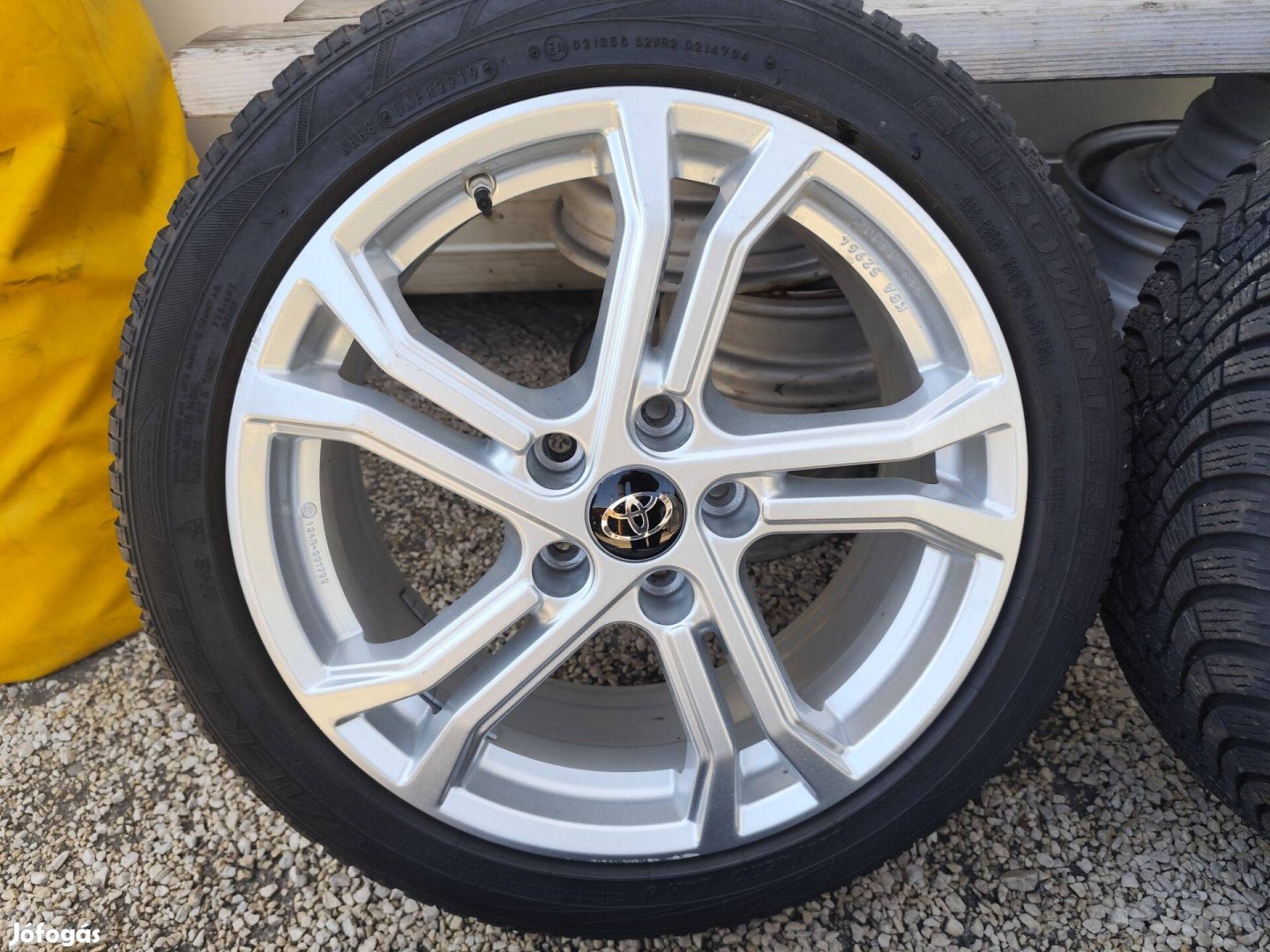 Toyota Corolla alufelni 5x114,3 17"