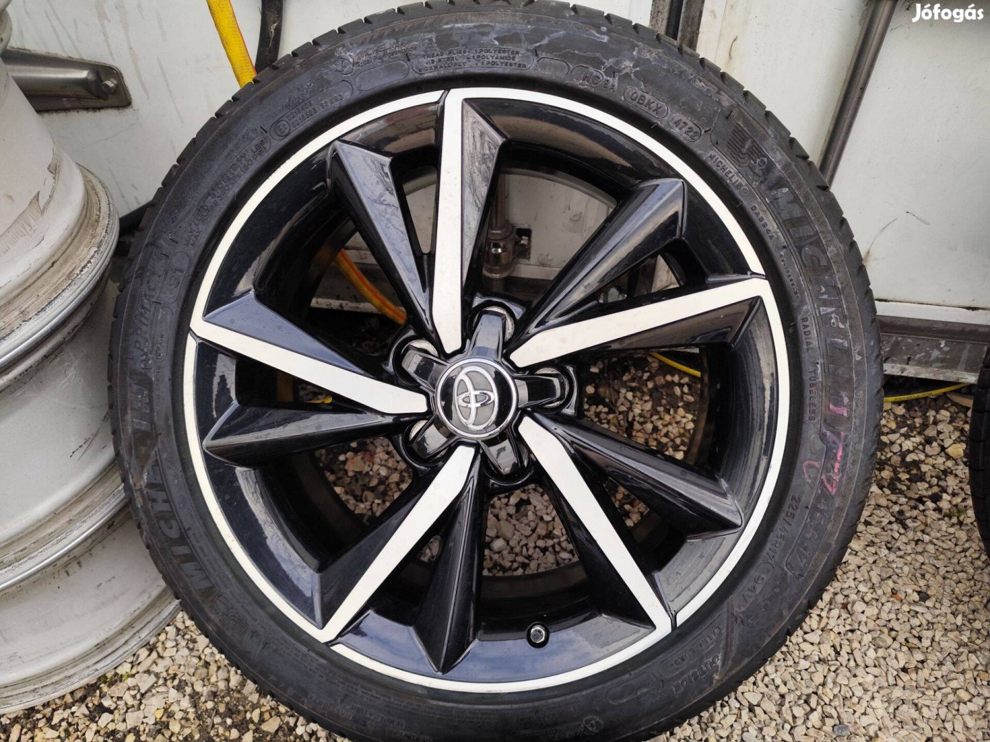 Toyota Corolla auris gyári alufelni 5x114,3 17"