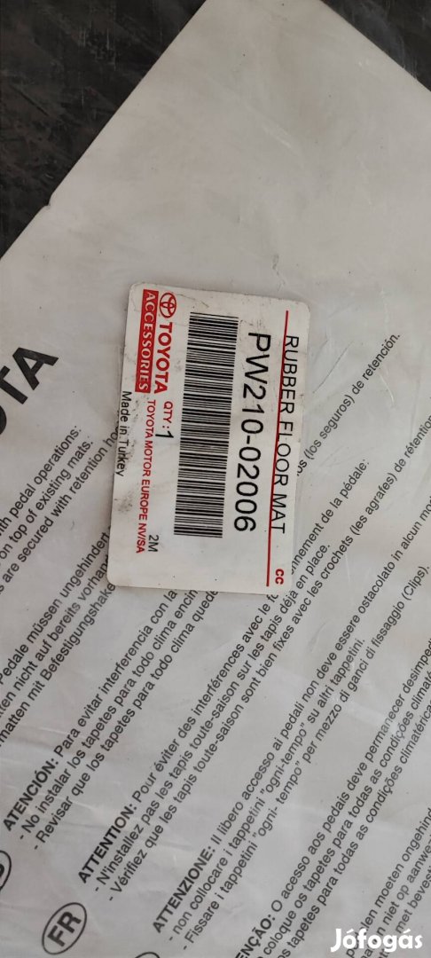 Toyota Corolla gyári gumiszőnyeg garnitúra 