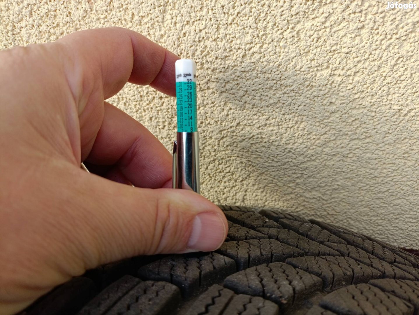 Toyota Corolla gyári r16' alufelni garnitúra téli gumival 