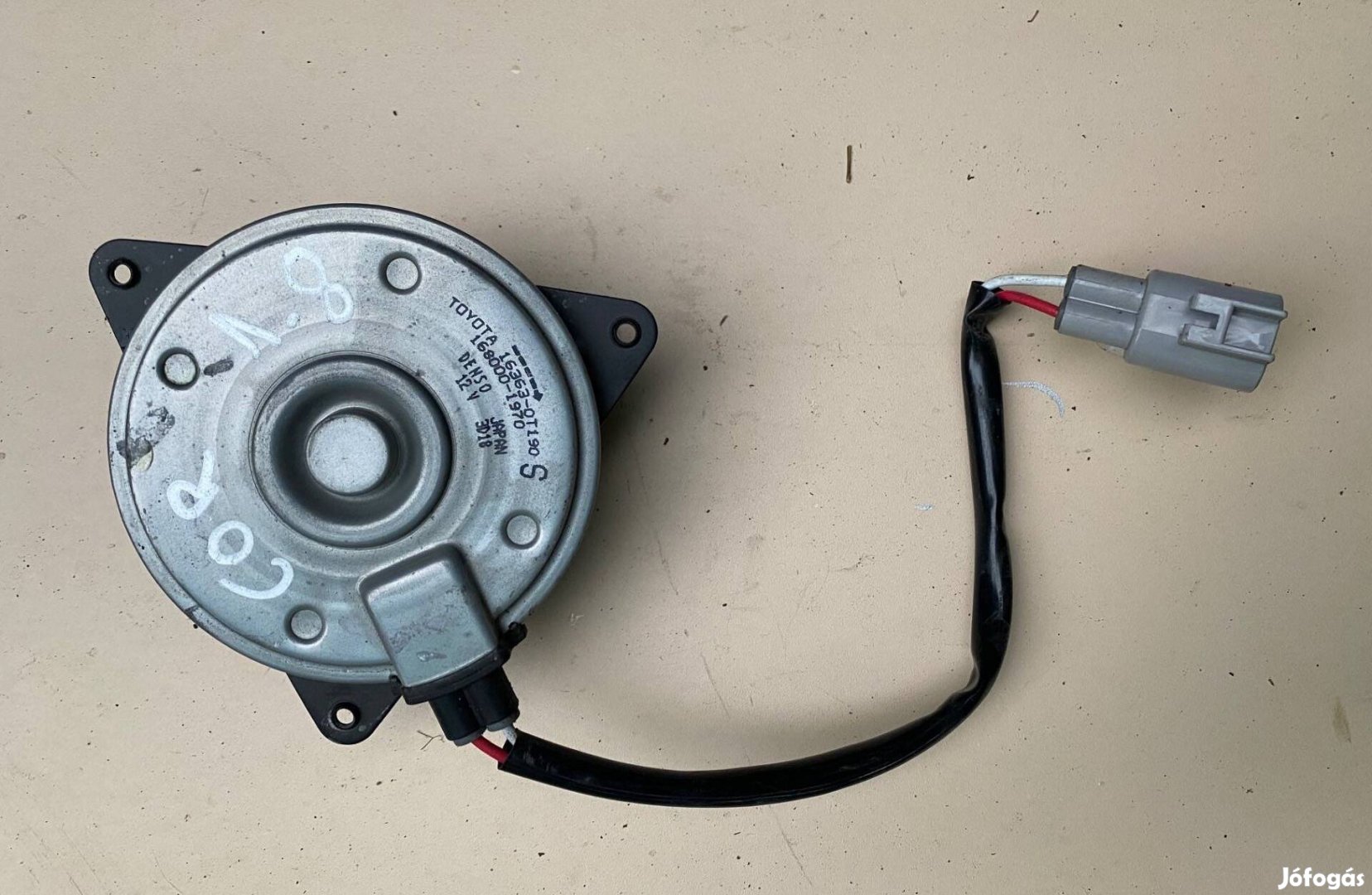 Toyota Corolla hibrid E210 ventillátor motor
