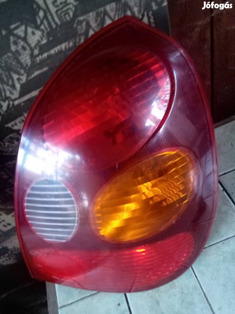 Toyota Corolla jobb hátsó lámpa e13japan eladó 