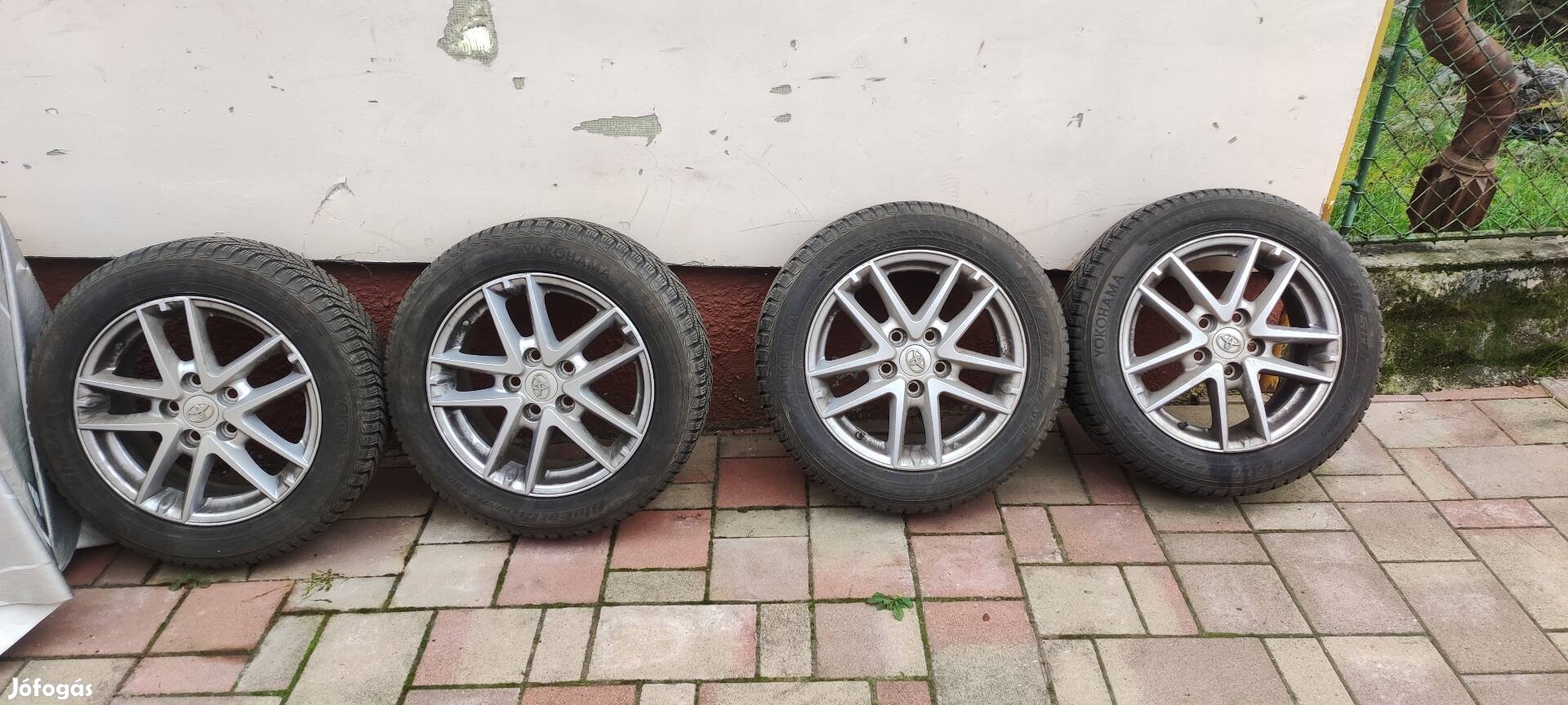 Toyota Corolla könnyűfém felnik 16"