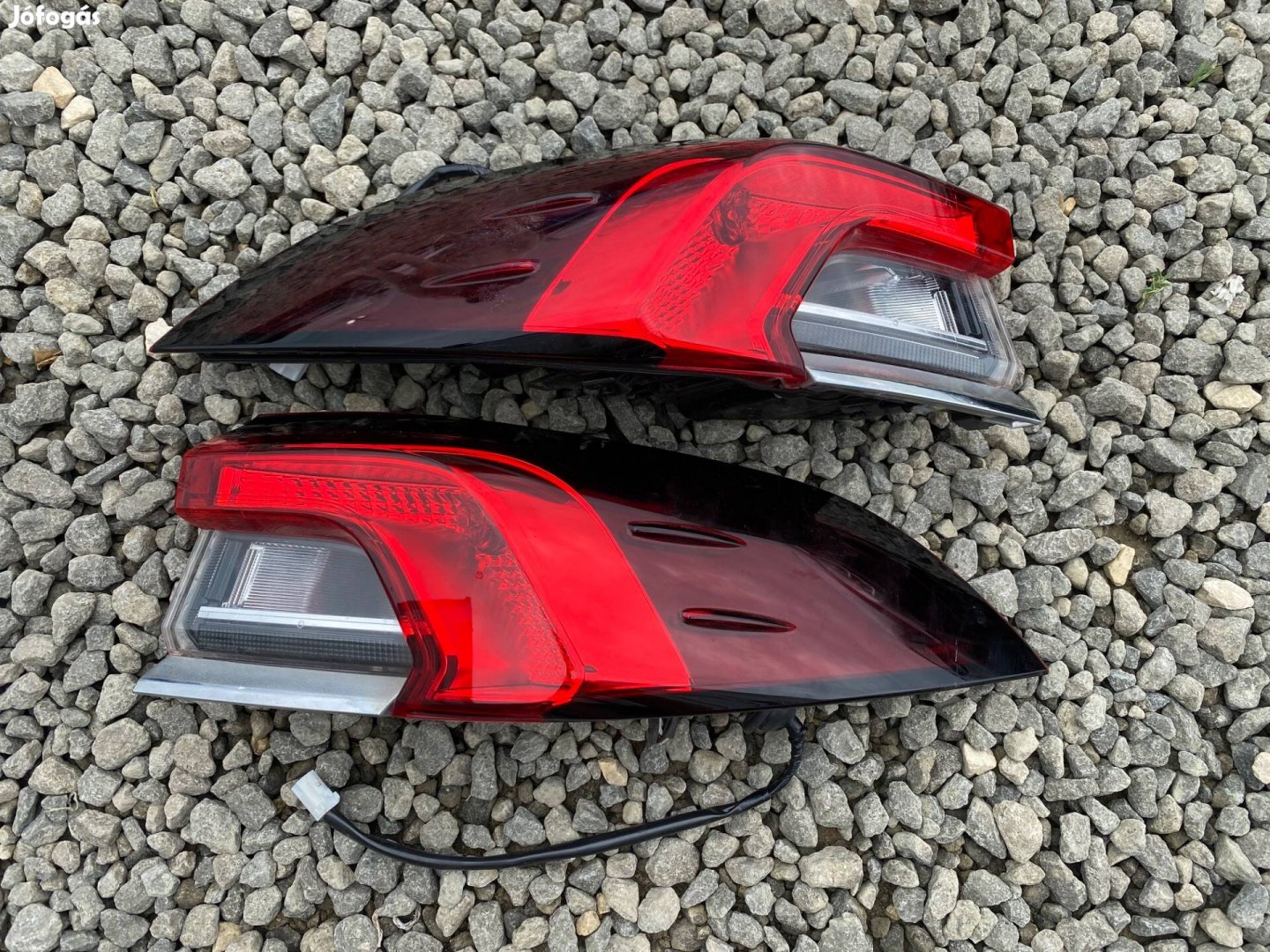 Toyota Corolla sedan 2019 jobb hátsó lámpa