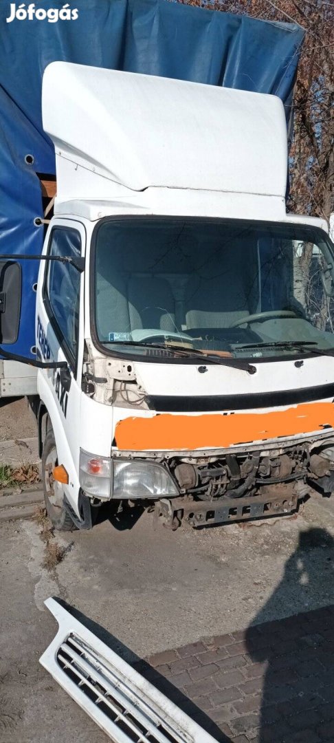 Toyota Dyna üzemanyagtartály gyári. 