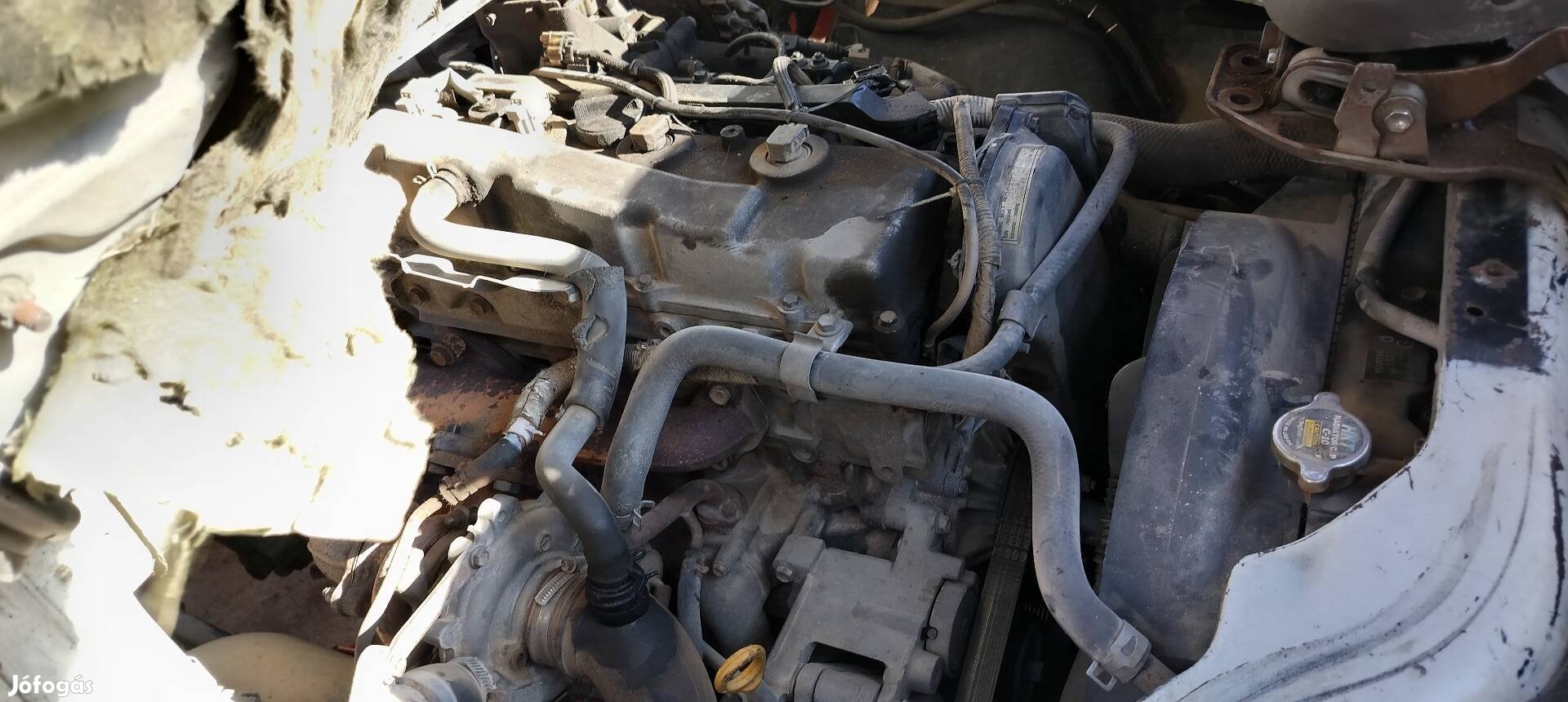 Toyota Dyna váltó, motor, ajtók, fülke. 