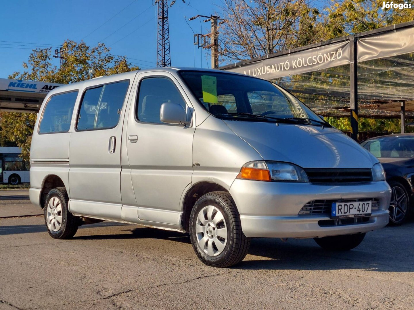 Toyota HI-ACE Hiace 2.5 D4-D Combi Long Bérelhe...