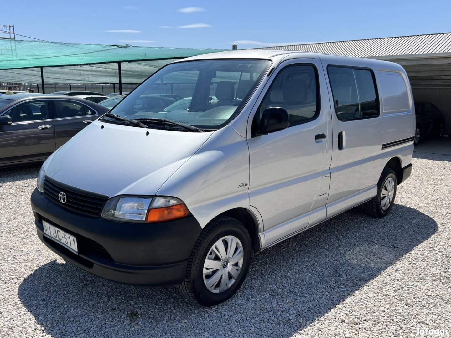 Toyota HI-ACE Hiace 2.5 D4-D Panel Van Terra