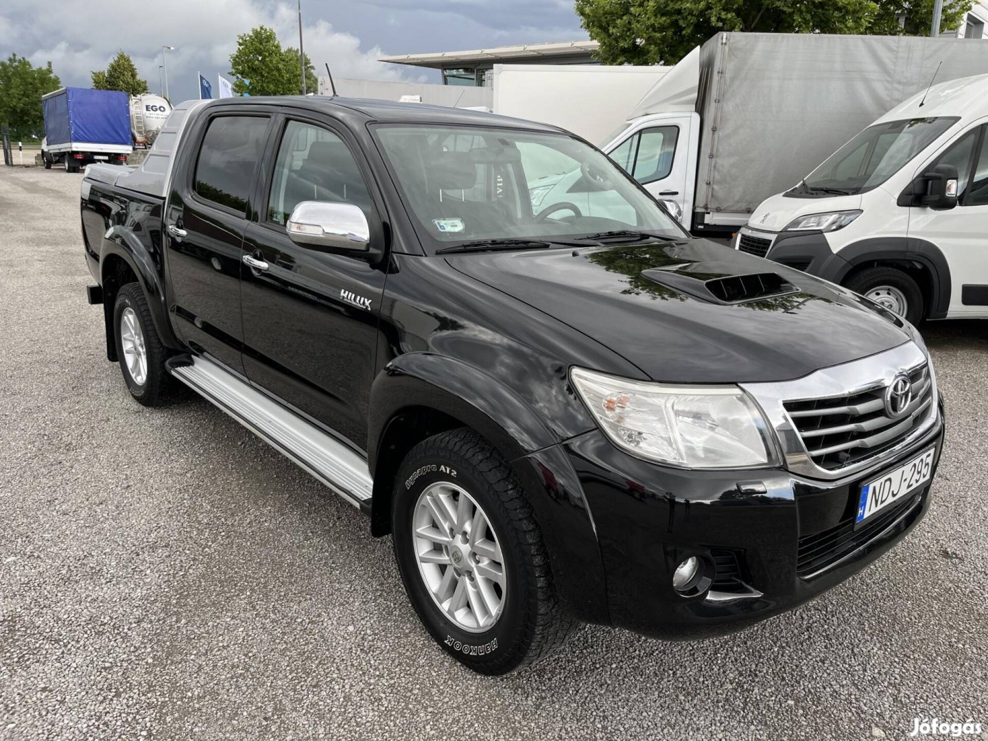 Toyota HI Lux Hilux 3.0 D-4D 4x4 Double SR+