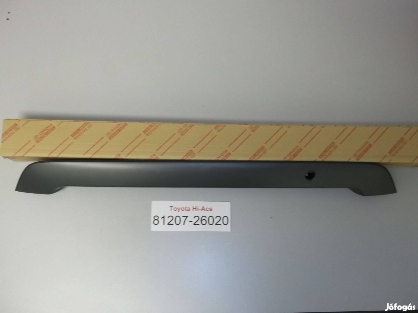 Toyota Hiace 1995-2011 Hátsó ajtó kilincstakaró (gyári Toyota)