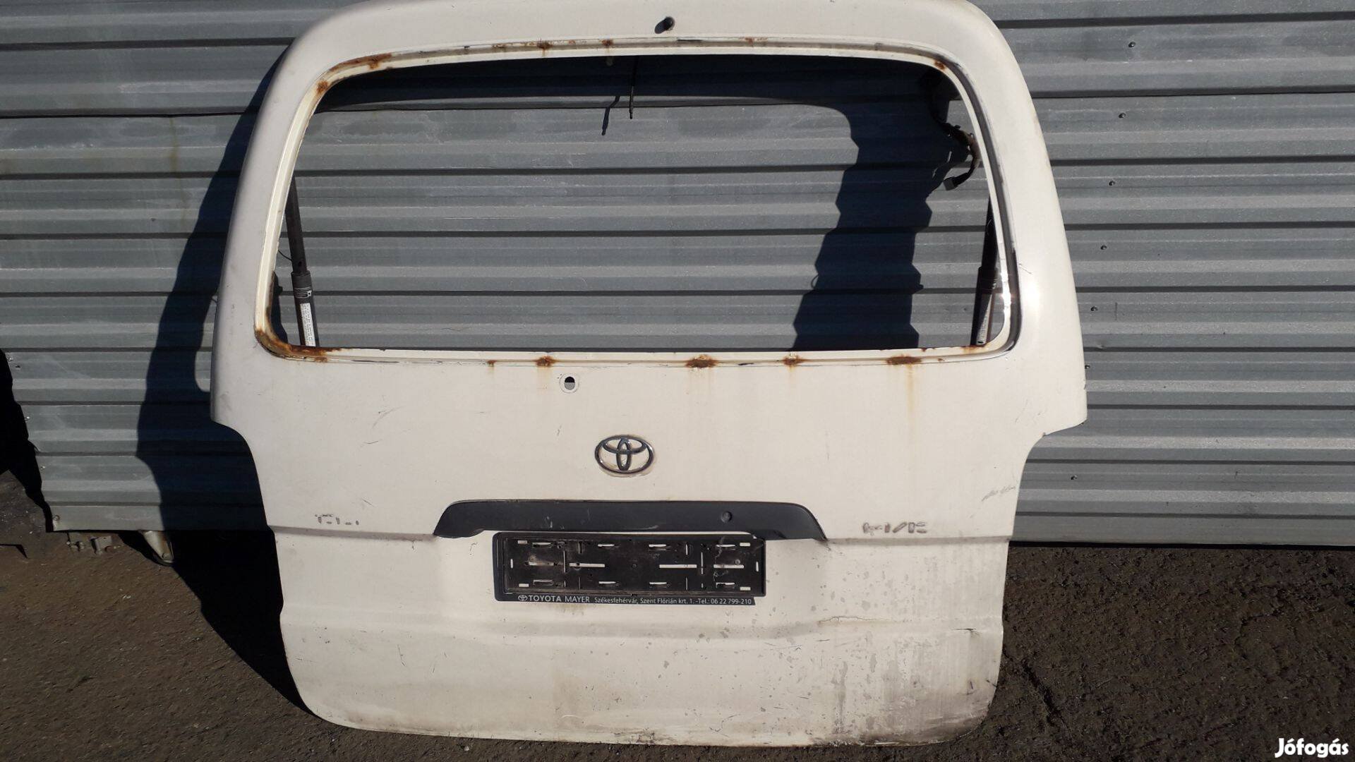 Toyota Hiace 96-tól raktér ajtó, csomagtér ajtó