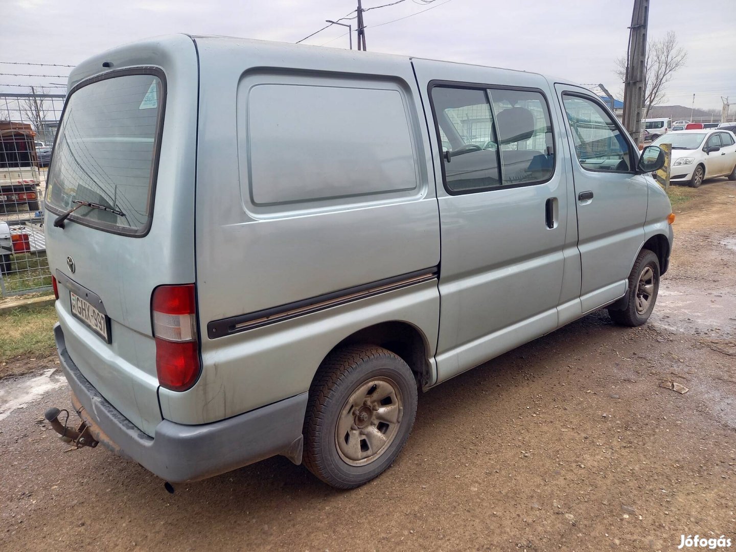 Toyota Hiace alkatrészeim eladók.