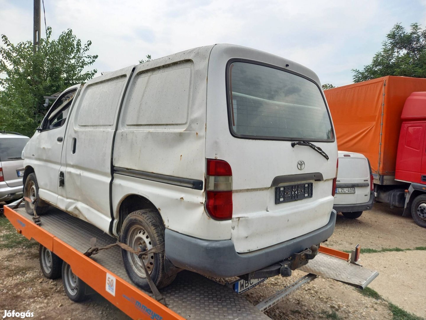 Toyota Hiace alkatrészeim eladók. 