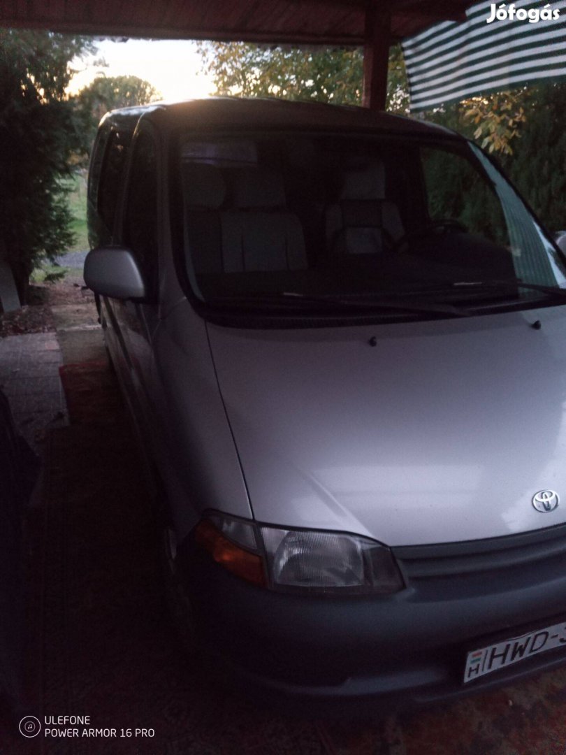 Toyota Hiace eladó