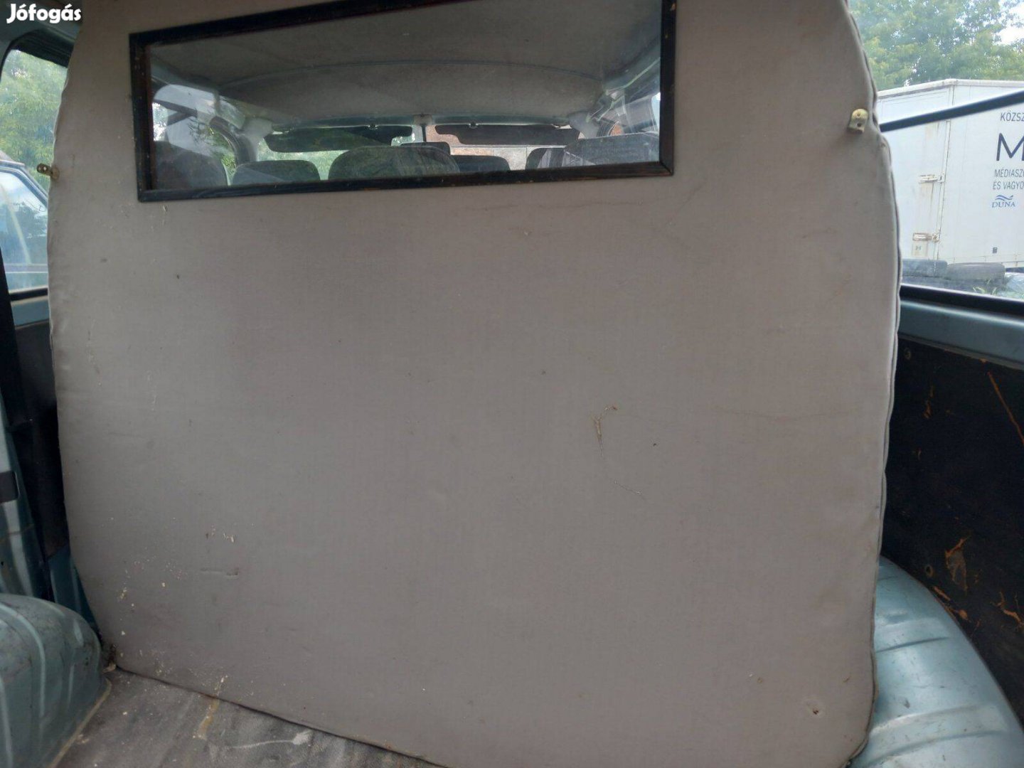 Toyota Hiace térelválasztó eladó