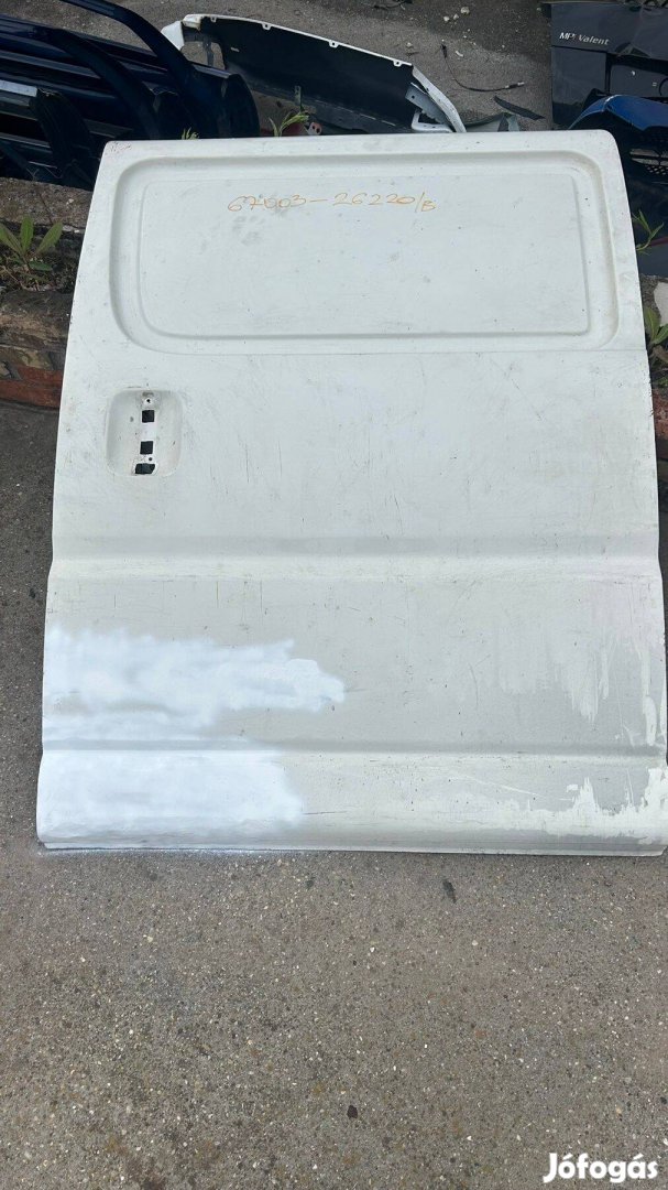 Toyota Hiace tolóajtó