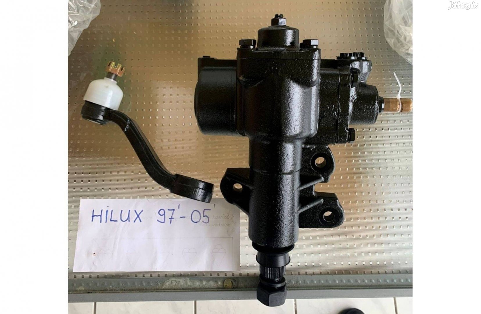 Toyota Hilux 1997-2005 alkatrész, új kormánymű eladó