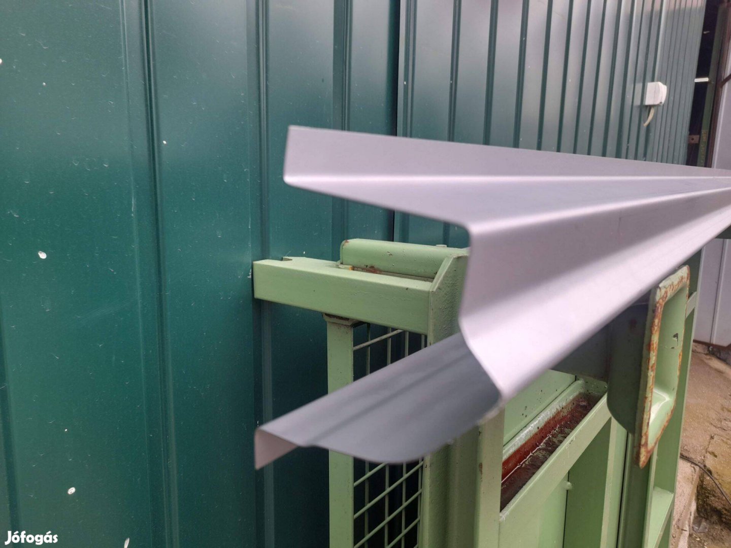 Toyota Hilux 2005-2015 külső nagy küszöb elem