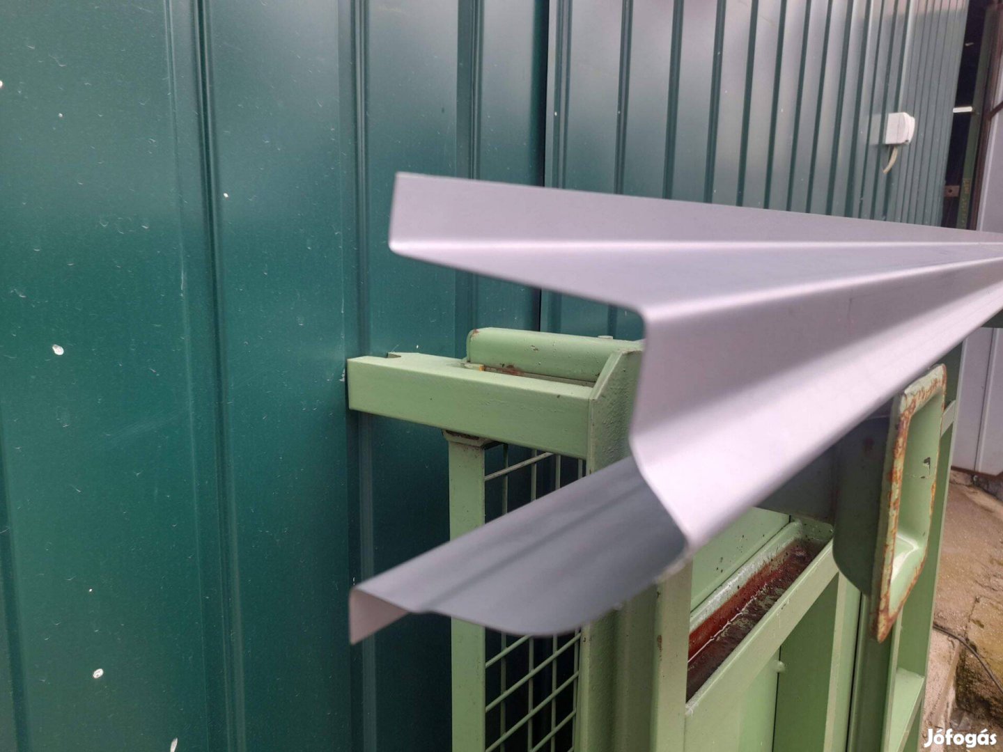 Toyota Hilux 2005-2015 külső nagy küszöb elem