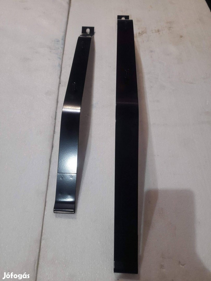 Toyota Hilux 2005-2015 új üzemanyagtartály rögzítő konzol