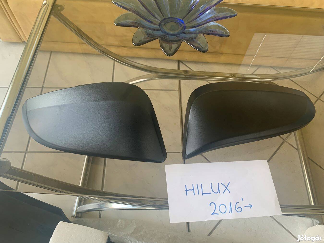 Toyota Hilux 2016-2022 alkatrészek, új visszapillantó tükör borítás