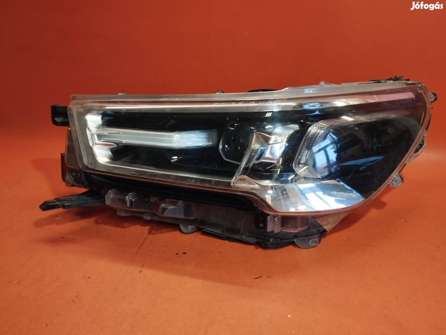 Toyota Hilux bal led lámpa 2F (S5.80.1014)