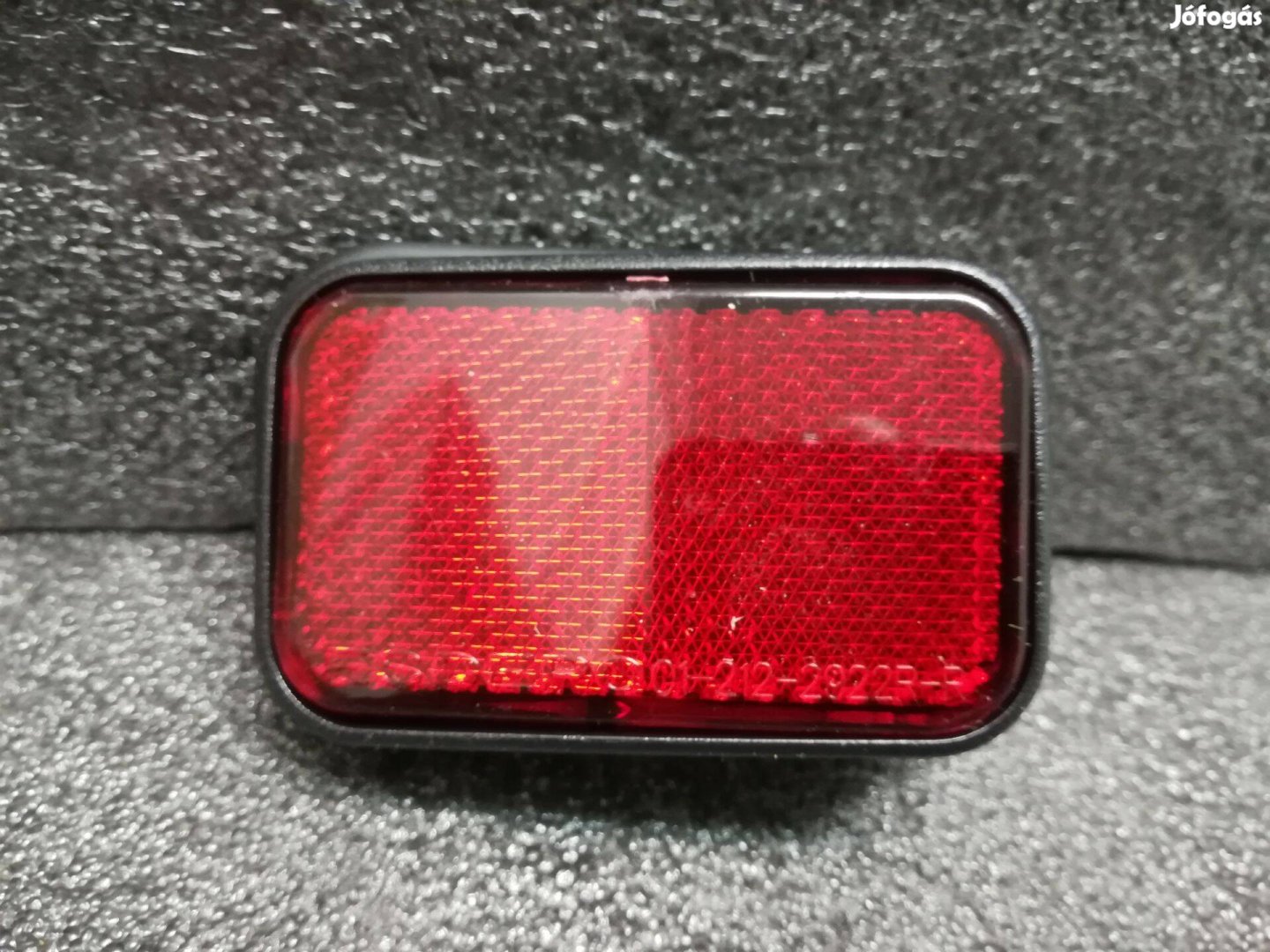 Toyota Hilux hátsólámpa prizma jobb 2001 -> 2003